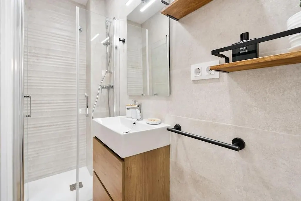 Lodging Apartments Almirall Beach 32 Barcelona Spanien